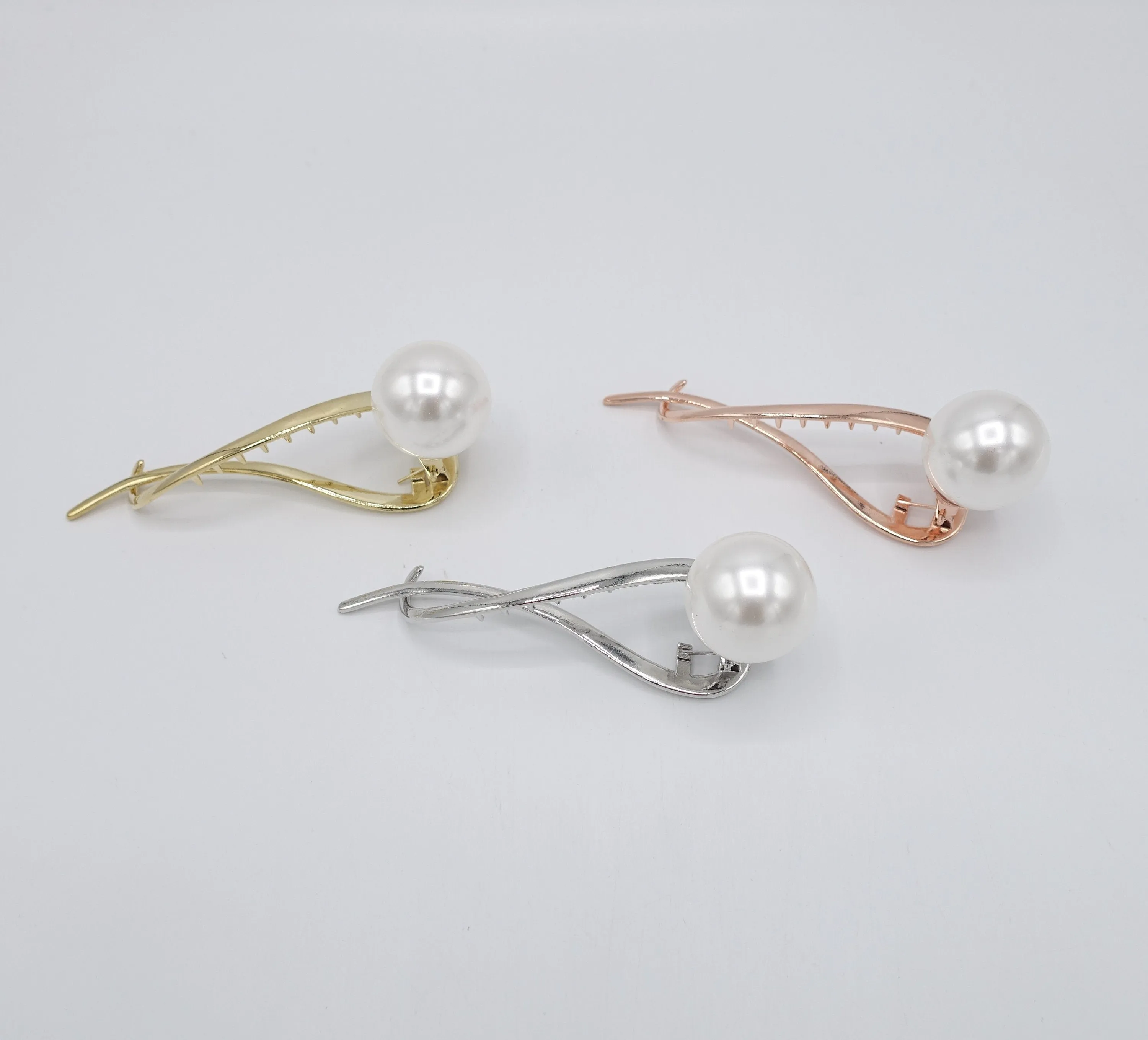 big pearl ball beak clip for women