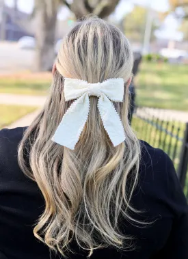 Blakely Pearl Bow